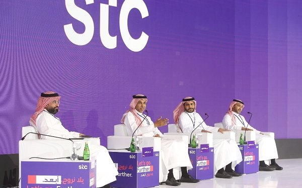 stc: a set of visual, audio and verbal communication tools