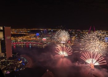 Bahrain welcomes 2020 with dazzling display of fireworks