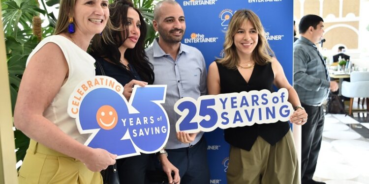 The Entertainer celebrates silver jubilee at Raffles Al Areen