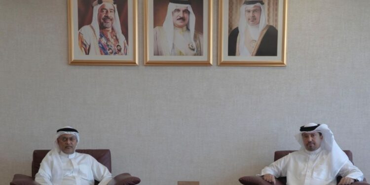 Customs President receives the Chairman of the Bahrain Flour Mills Company