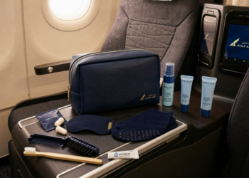 Gulf Air unveils new Falcon Gold Business Class amenity kit