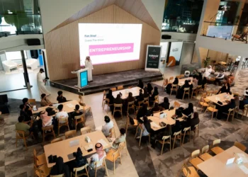 Starbucks EmpowerME Programme hosts inspiring innovation session for orphans in Bahrain